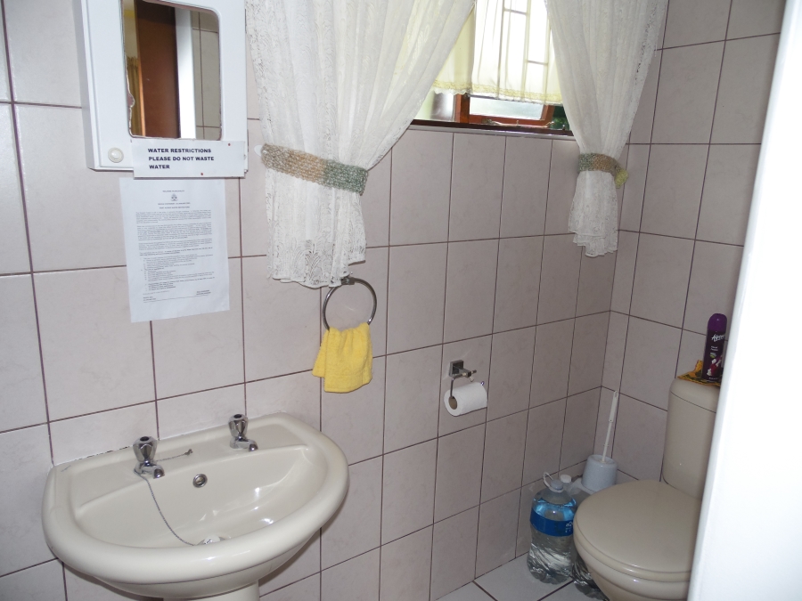 9 Bedroom Property for Sale in East Bank Eastern Cape
